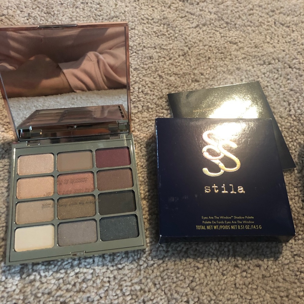 Stila eyeshadow palette